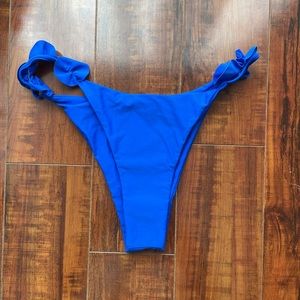 💙 NWOT Cobalt Blue Bikini Bottom Size L 💙